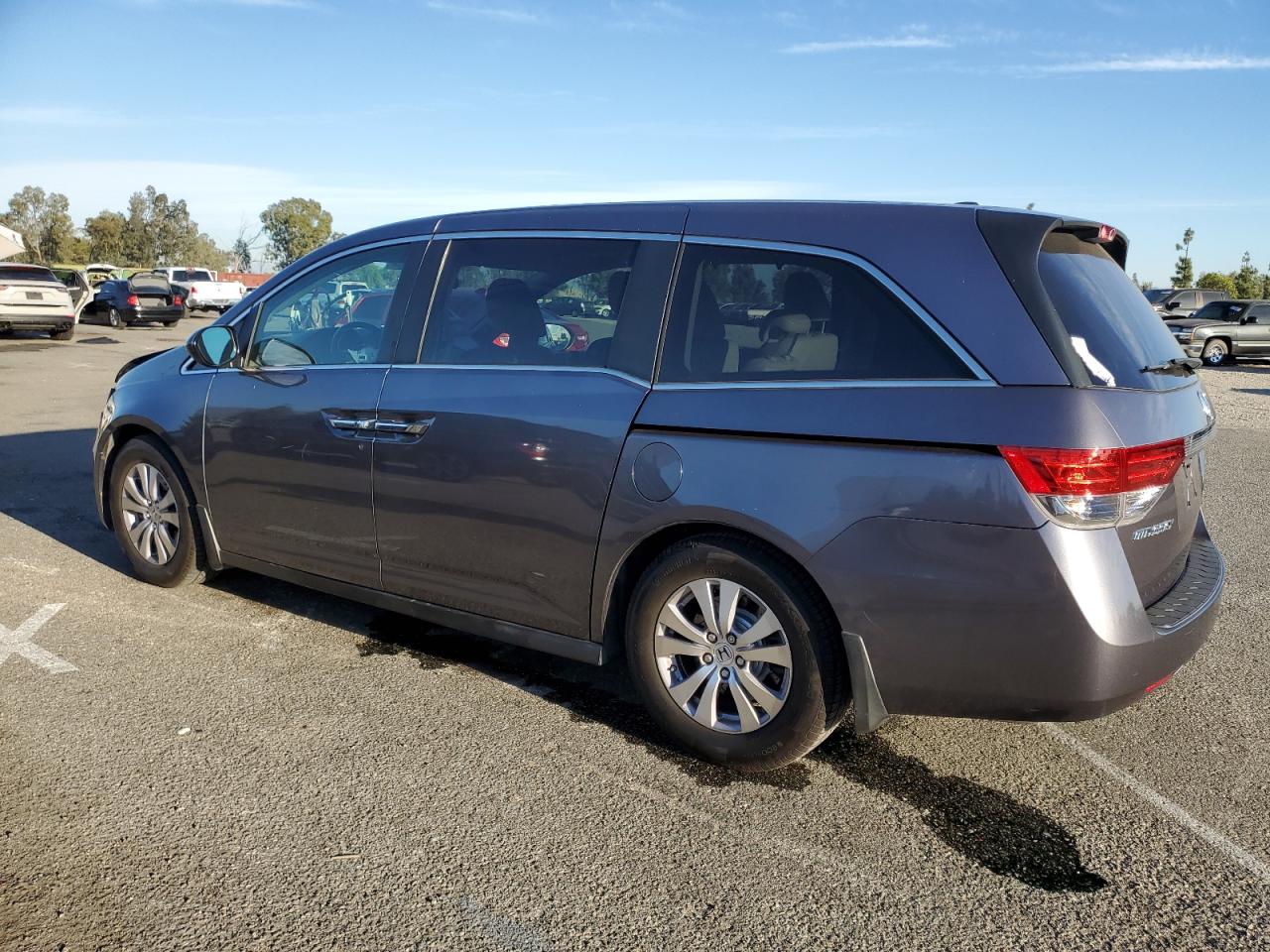 2016 Honda Odyssey VIN 5FNRL5H62GB014370 Copart auction photo, front end damage thumbnail 2