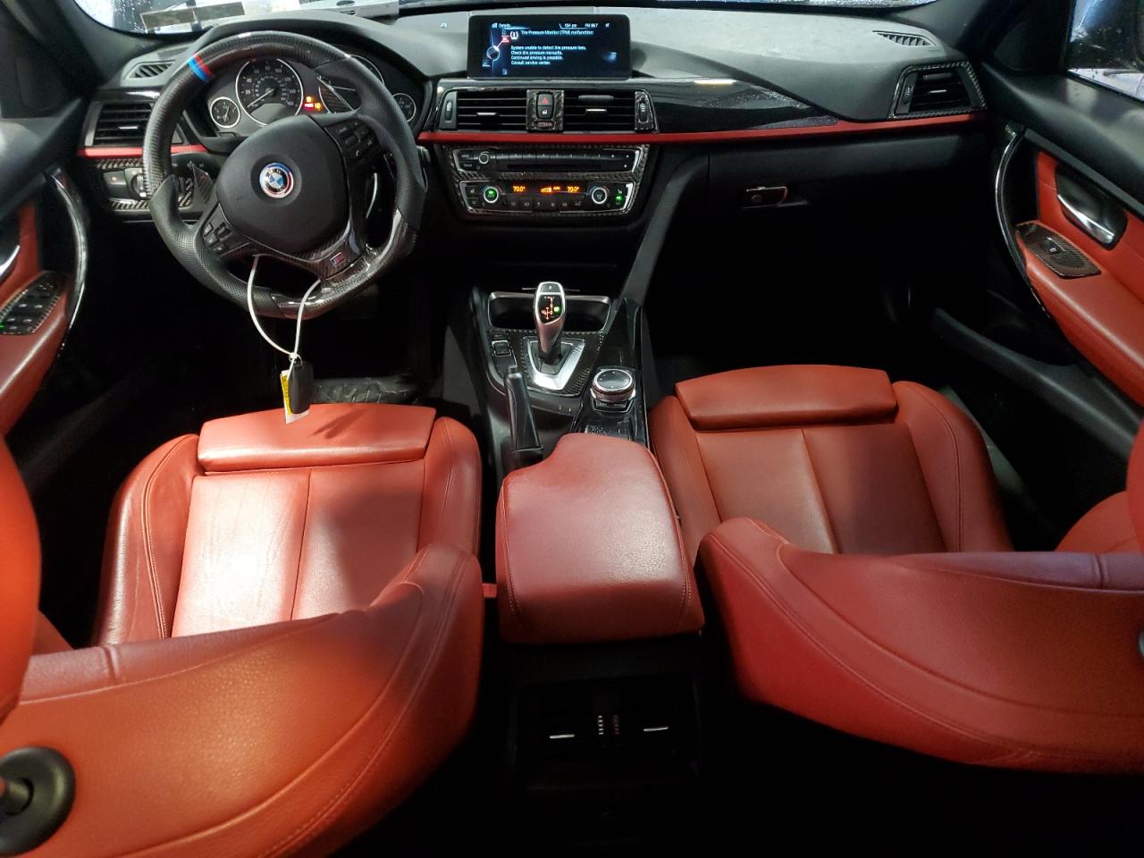 2015 BMW 3er VIN WBA3B9G58FNR92880 Copart auction photo, vandalism damage thumbnail 8