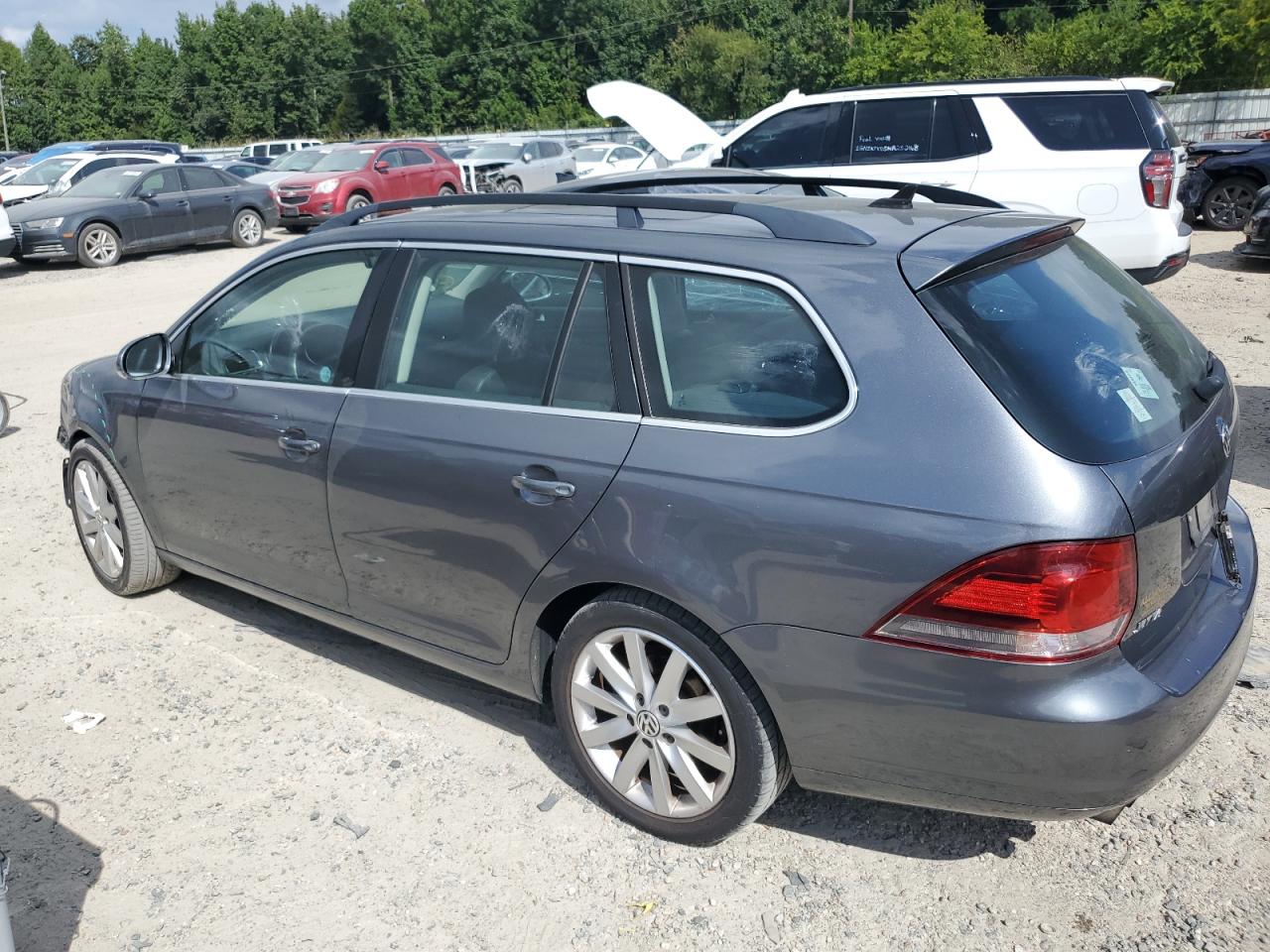 2010 Volkswagen Jetta VIN 3VWTX7AJ0AM693303 Copart auction photo, front end / minor dent/scratches damage thumbnail 2
