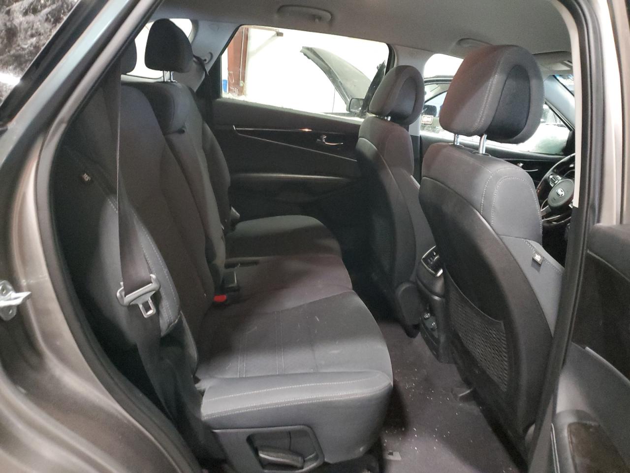 2016 KIA Sorento VIN 5XYPGDA38GG070148 Copart auction photo, front end / minor dent/scratches damage thumbnail 11