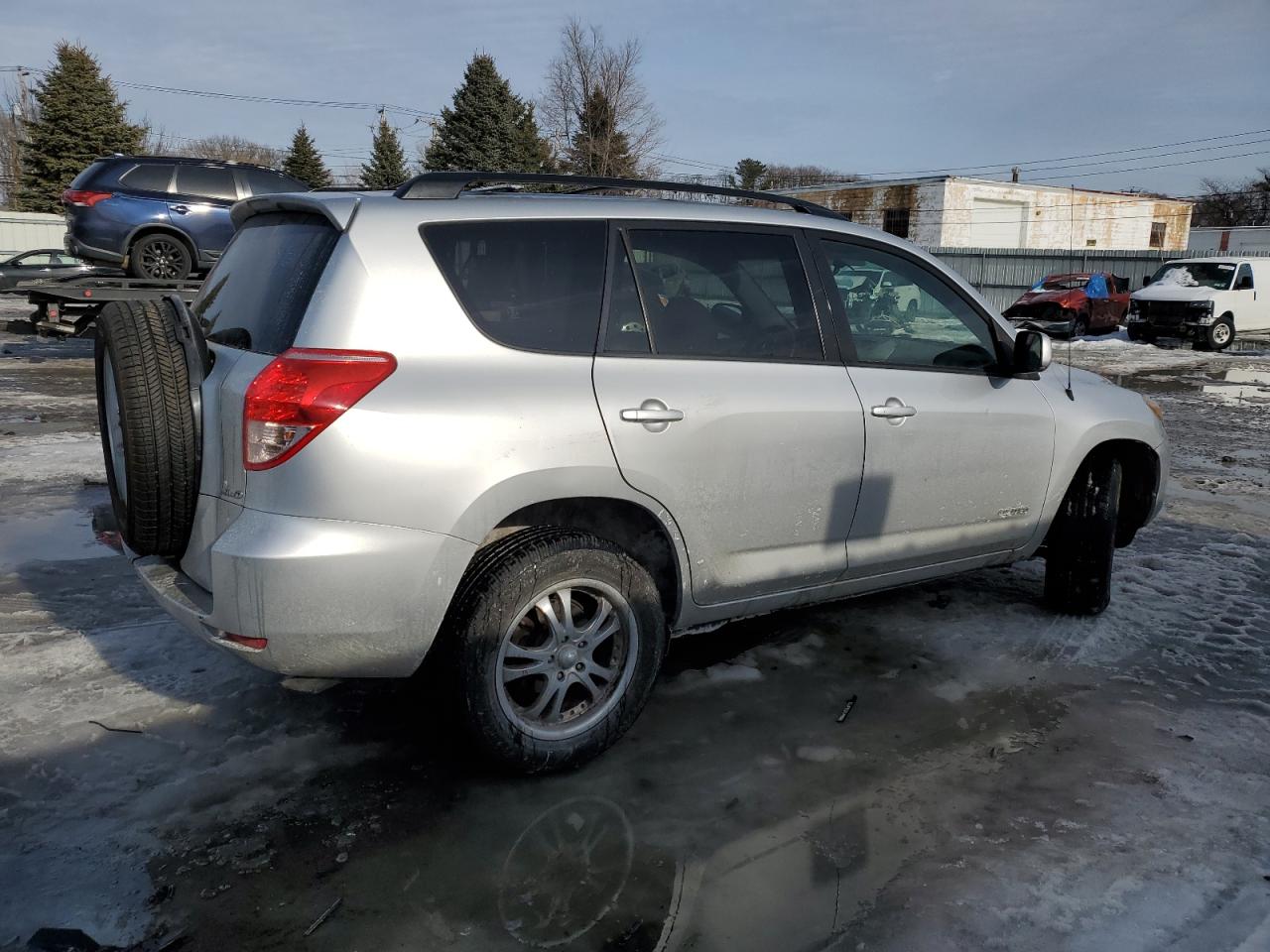 2007 Toyota RAV 4 VIN JTMBK31VX76025008 Copart auction photo, rear end damage thumbnail 3