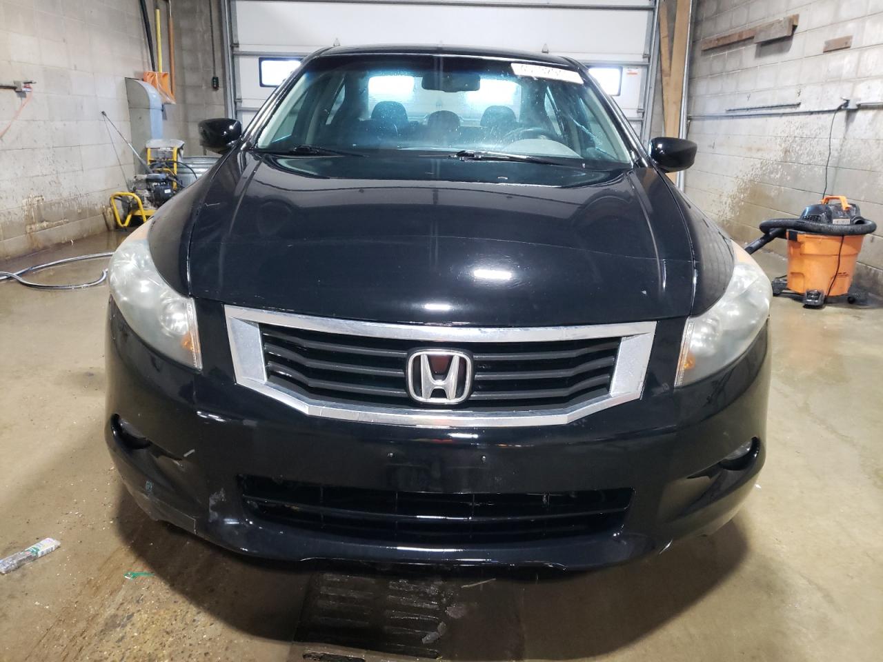 2009 Honda Accord VIN 1HGCP36869A011973 Copart auction photo, rear end / minor dent/scratches damage thumbnail 5