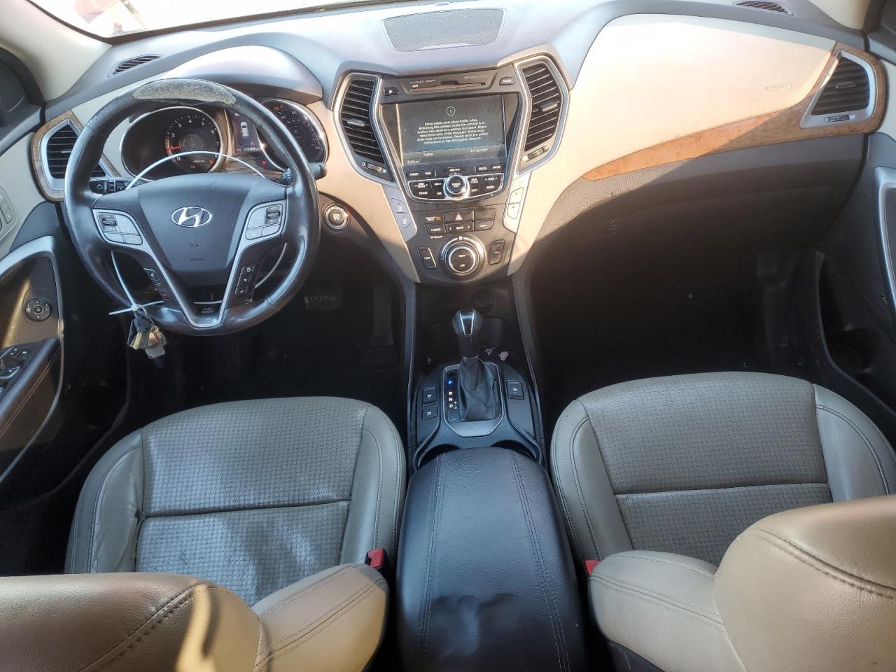 2014 Hyundai Santa Fe VIN 5XYZUDLB5EG207341 Copart auction photo, front end / minor dent/scratches damage thumbnail 8