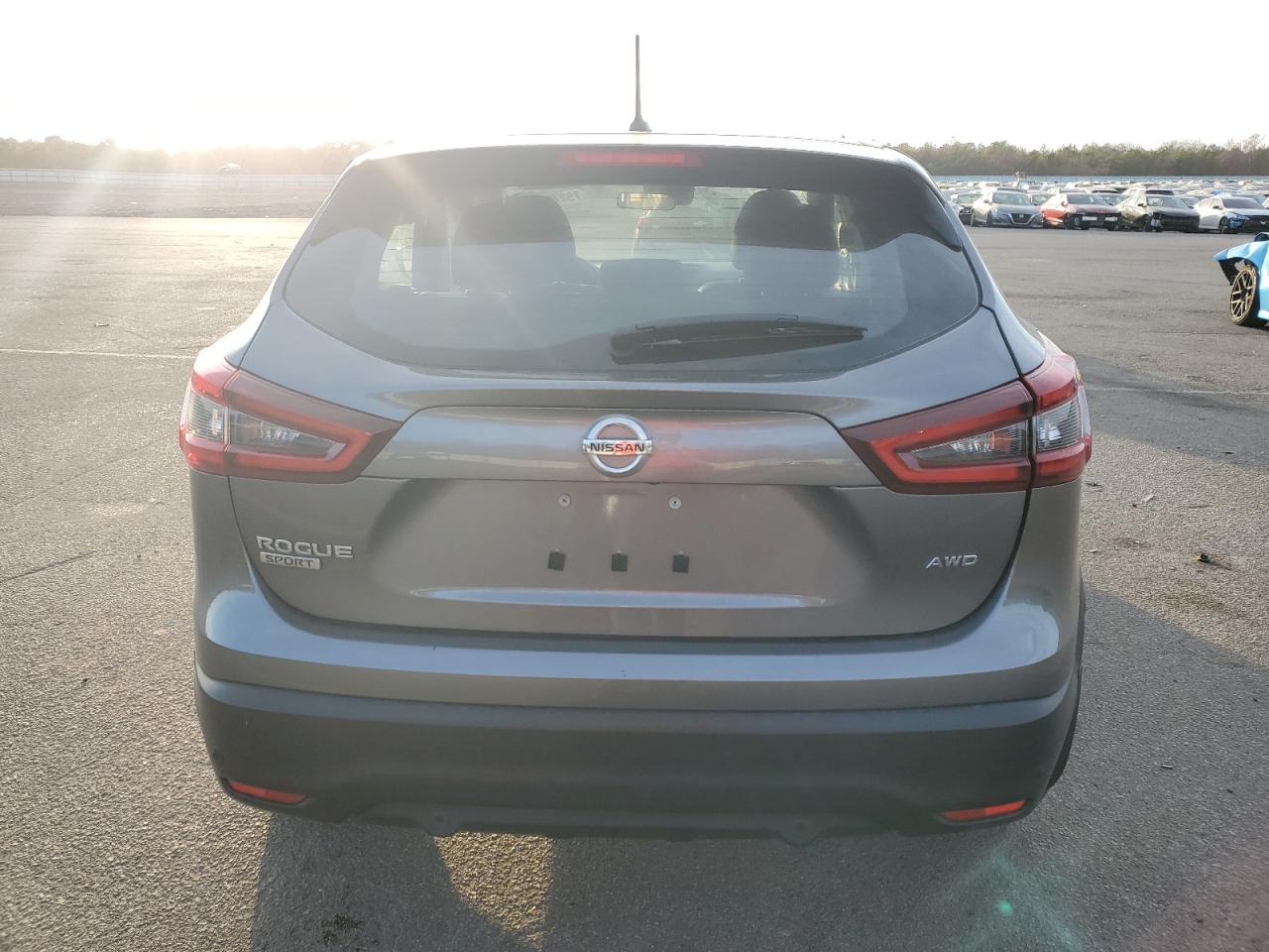 2021 Nissan Rogue VIN JN1BJ1AWXMW440831 Copart auction photo, side / minor dent/scratches damage thumbnail 6