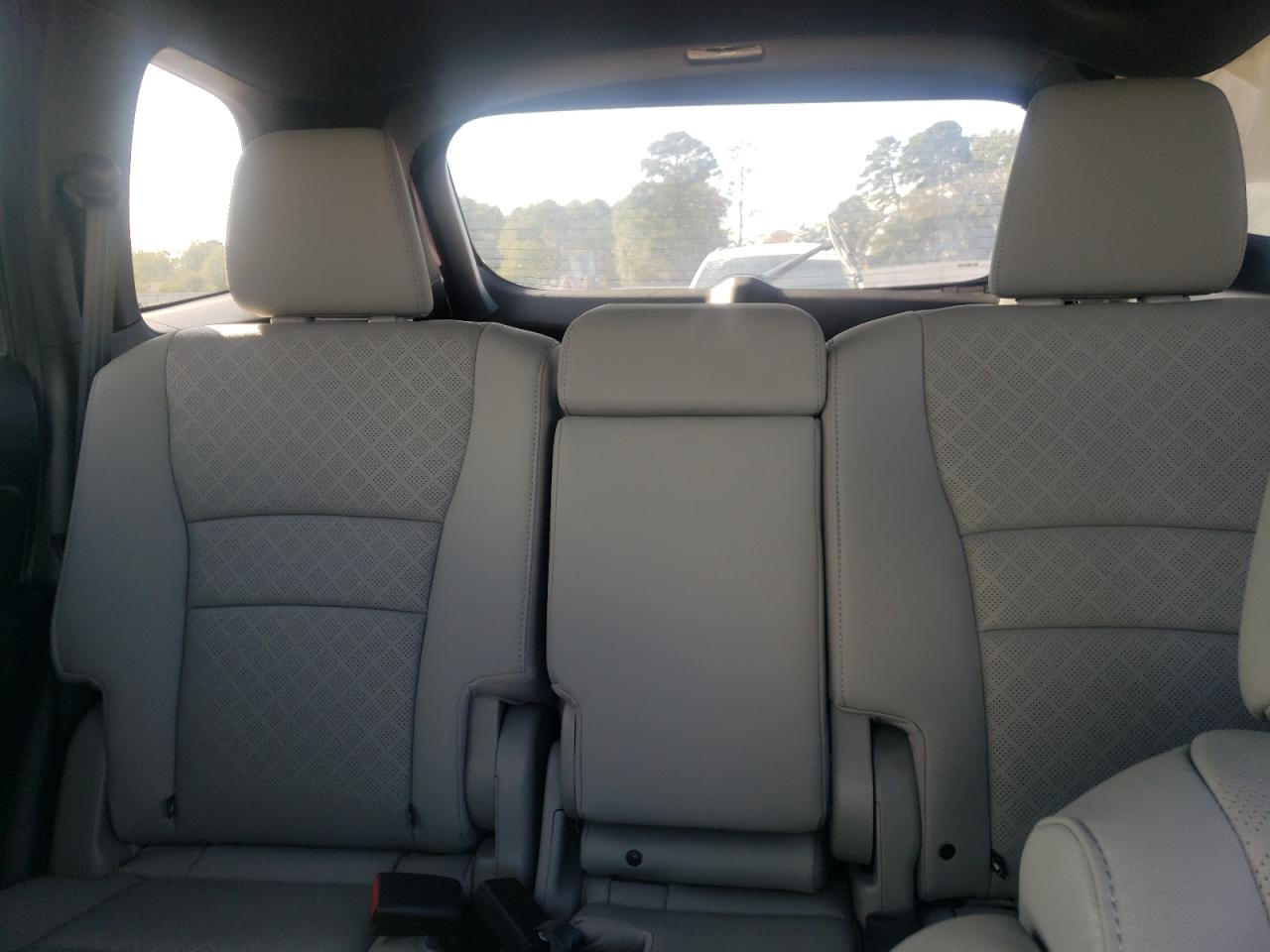 2021 Honda Passport VIN 5FNYF7H51MB010442 Copart auction photo, rear end damage thumbnail 10
