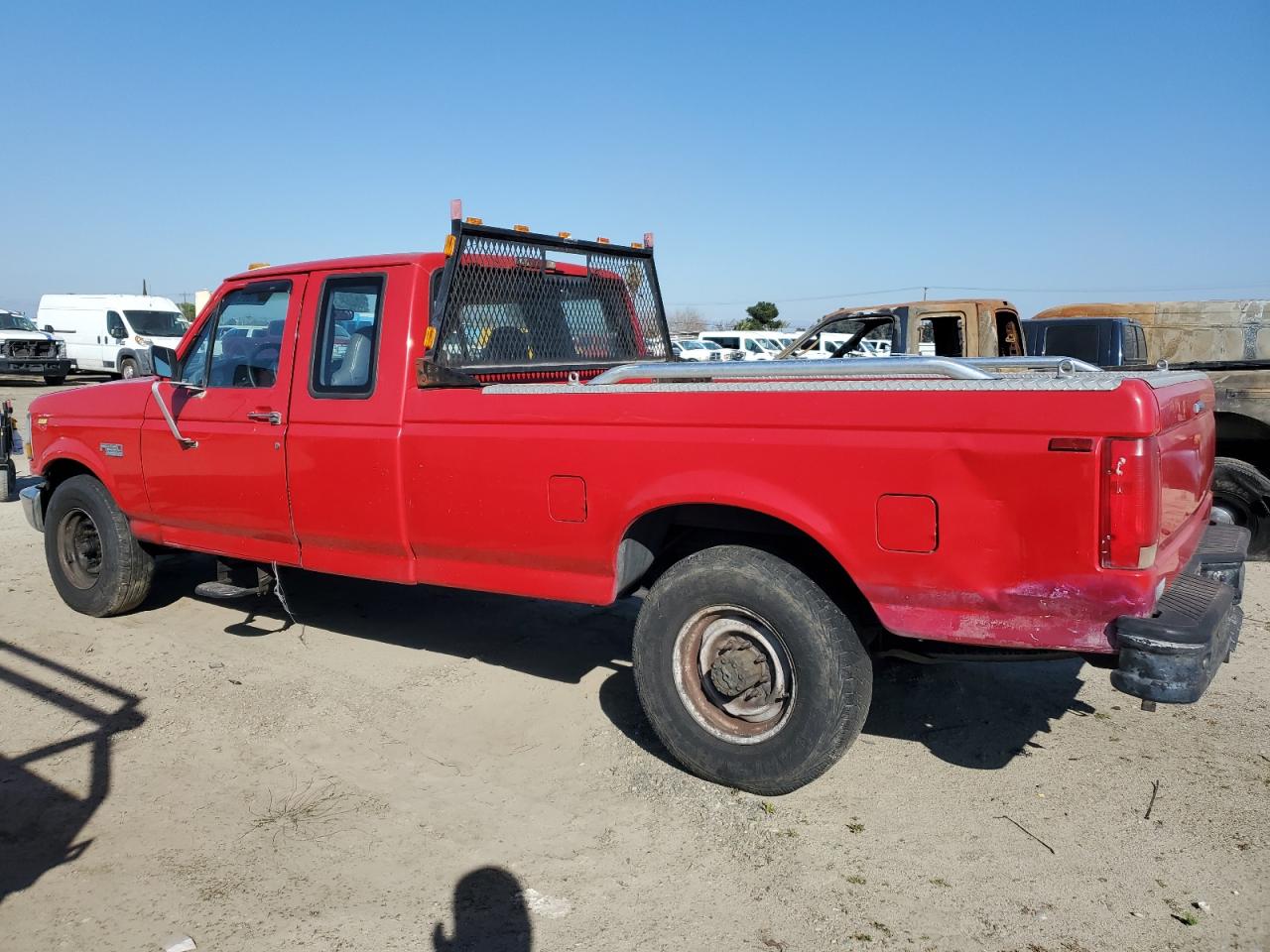 1997 Ford F250 VIN 1FTHX25H7VEB89748 Copart auction photo, front end / rear end damage thumbnail 2