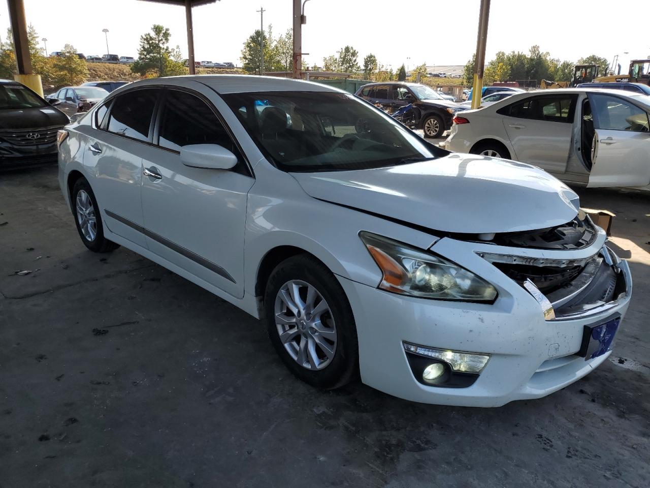 2015 Nissan Altima VIN 1N4AL3APXFC106770 Copart auction photo, front end damage thumbnail 4