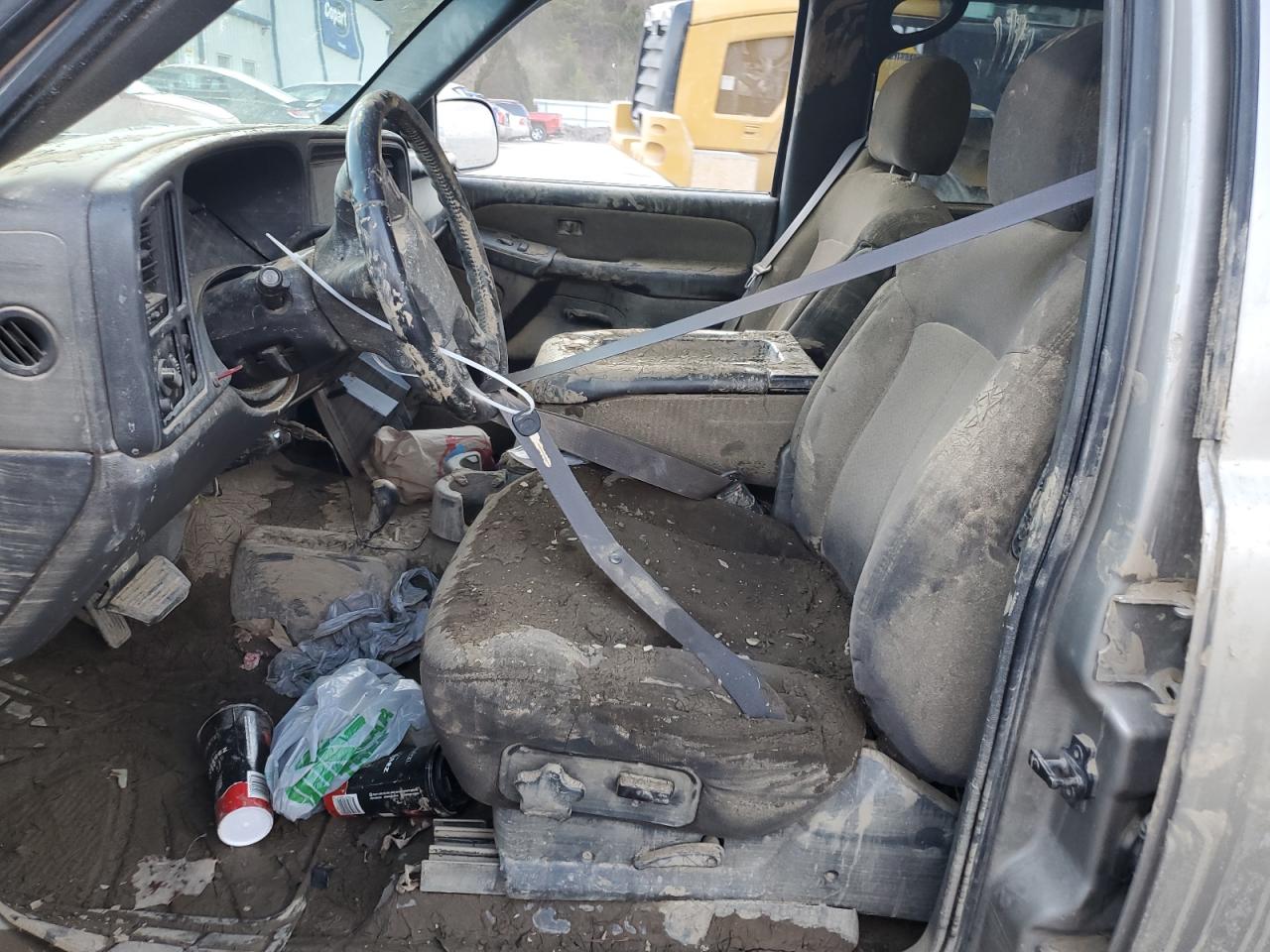 2003 Chevrolet Silverado VIN 1GCHK23U83F127250 Copart auction photo, water/flood damage thumbnail 7