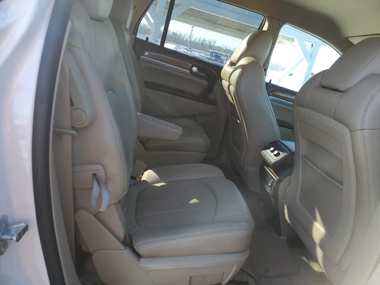 2011 Buick Enclave VIN 5GAKRBED1BJ109779 Copart auction photo, front end damage thumbnail 11