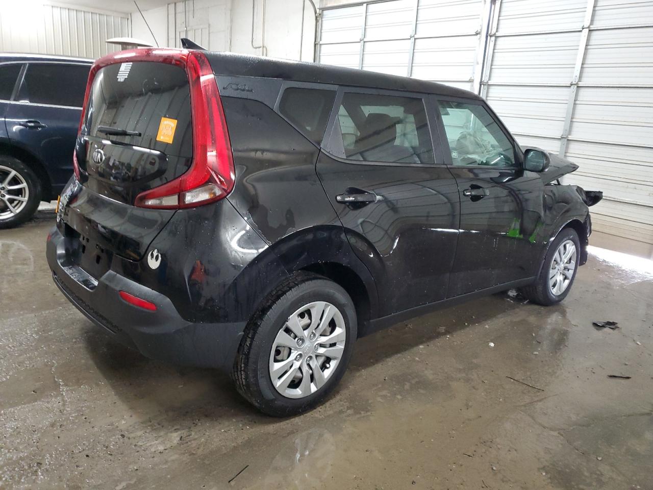 2020 KIA Soul VIN KNDJ23AU9L7721074 Copart auction photo, front end / side damage thumbnail 3