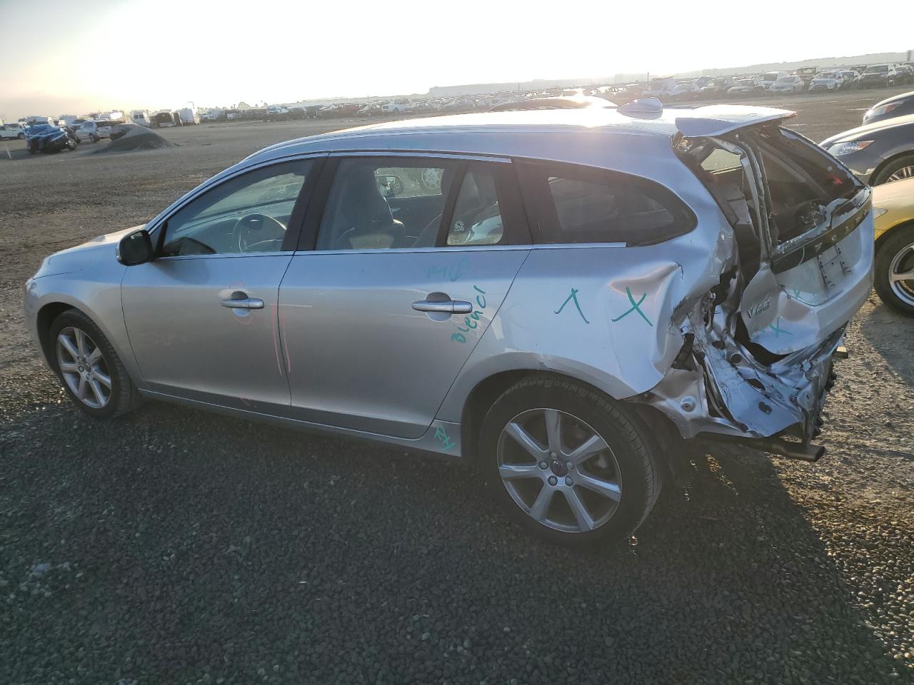 2017 Volvo V60 VIN YV140MEK2H1336316 Copart auction photo, rear end damage thumbnail 2