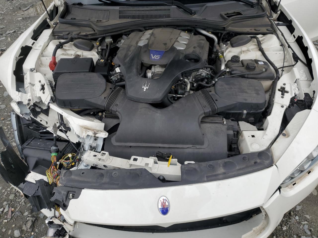2016 Maserati Ghibli VIN ZAM57RTAXG1167704 Copart auction photo, front end / mechanical damage thumbnail 11