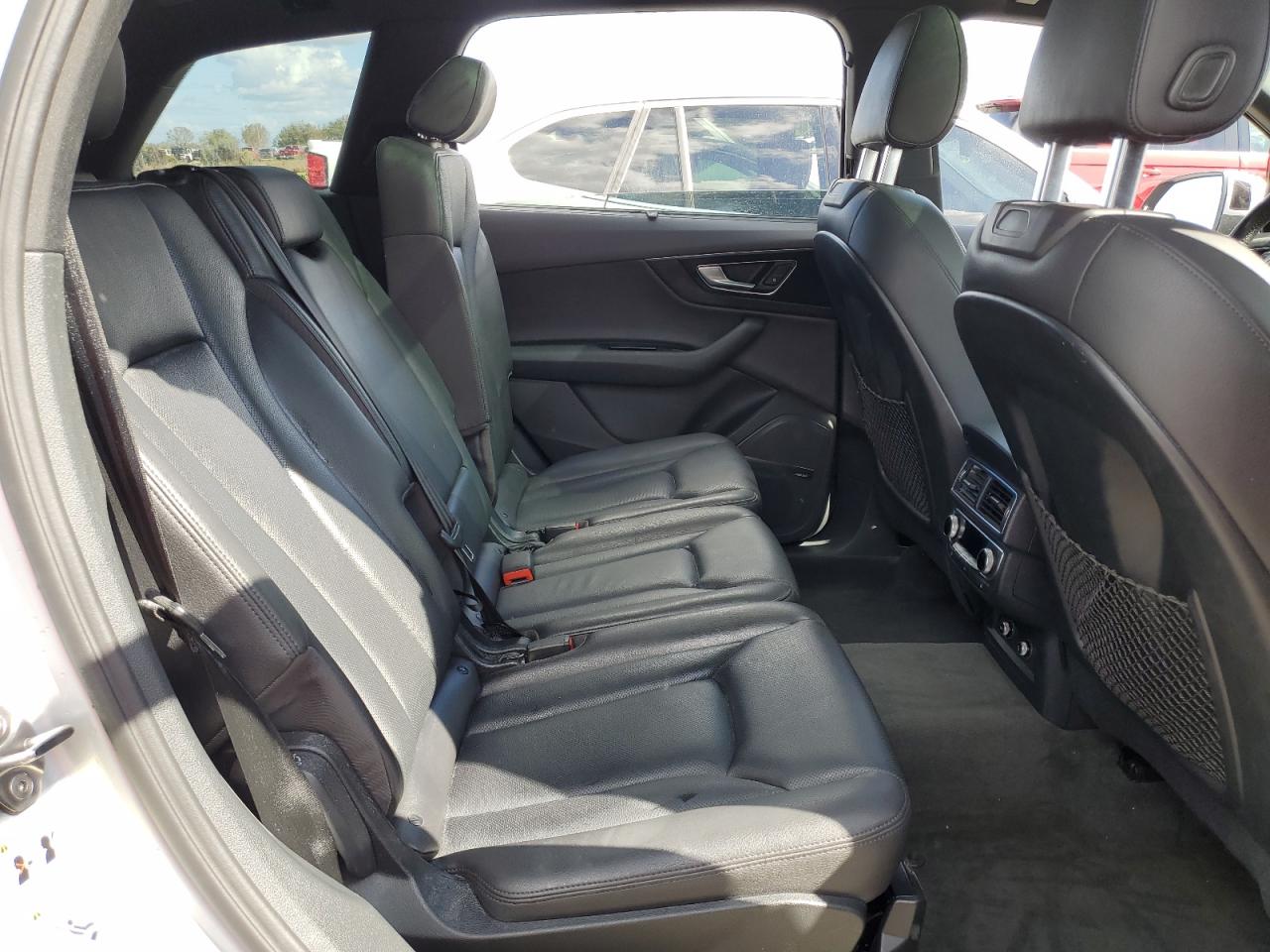 2018 Audi Q7 VIN WA1VAAF72JD010529 Copart auction photo, water/flood damage thumbnail 11