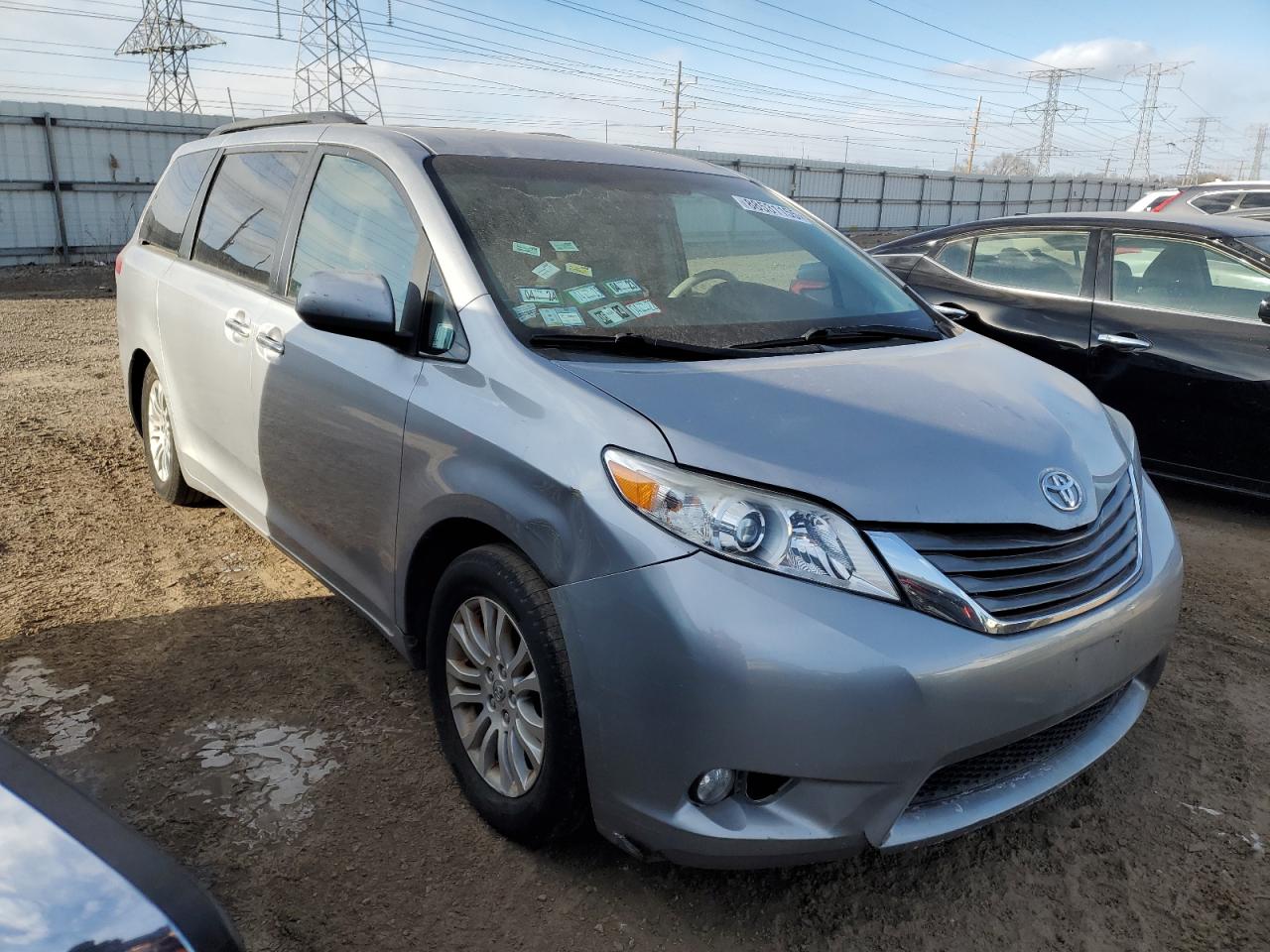 2011 Toyota Sienna VIN 5TDYK3DC2BS109868 Copart auction photo, front end / rear end damage thumbnail 4