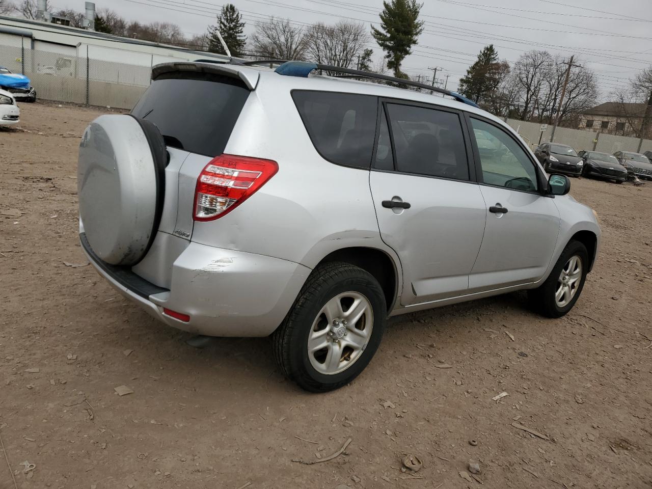 2011 Toyota RAV 4 VIN JTMBF4DV5BD040235 Copart auction photo, rear end damage thumbnail 3