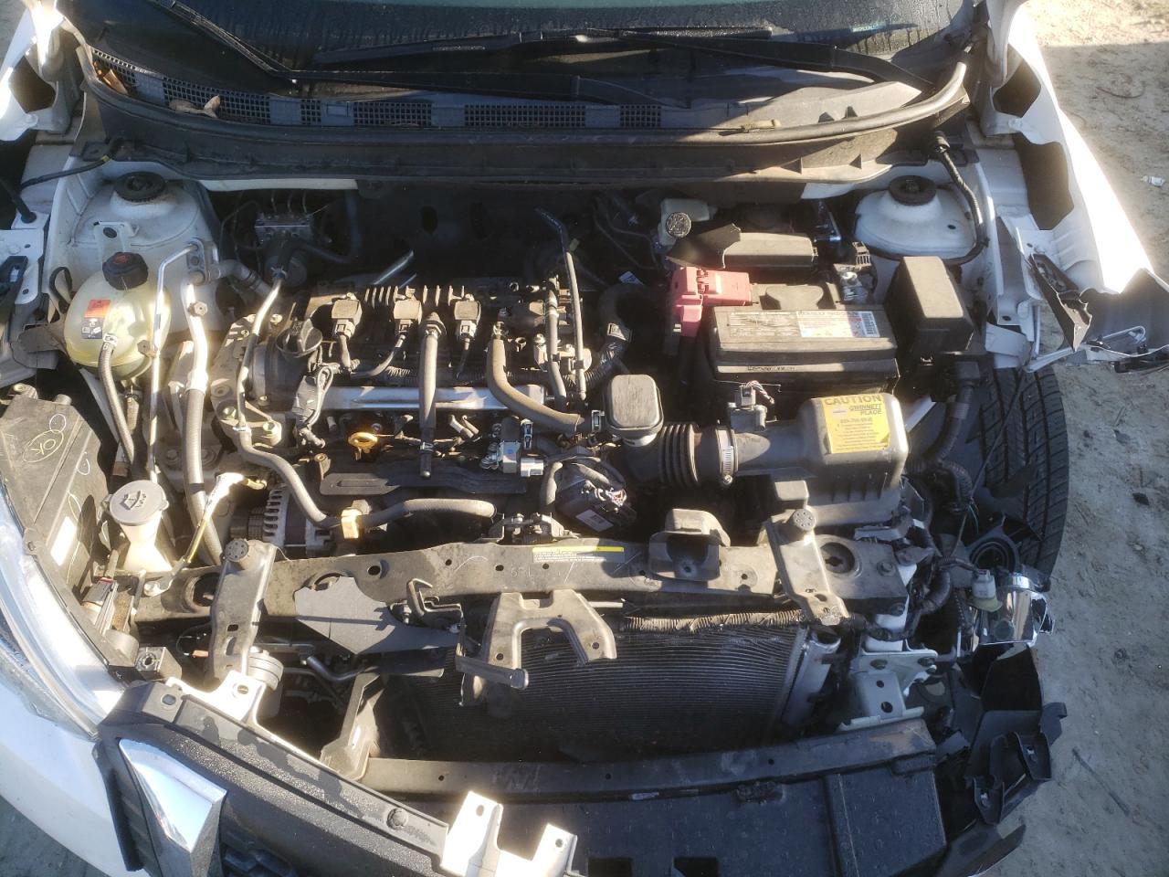 2019 Nissan Kicks VIN 3N1CP5CU7KL563916 Copart auction photo, front end / minor dent/scratches damage thumbnail 13