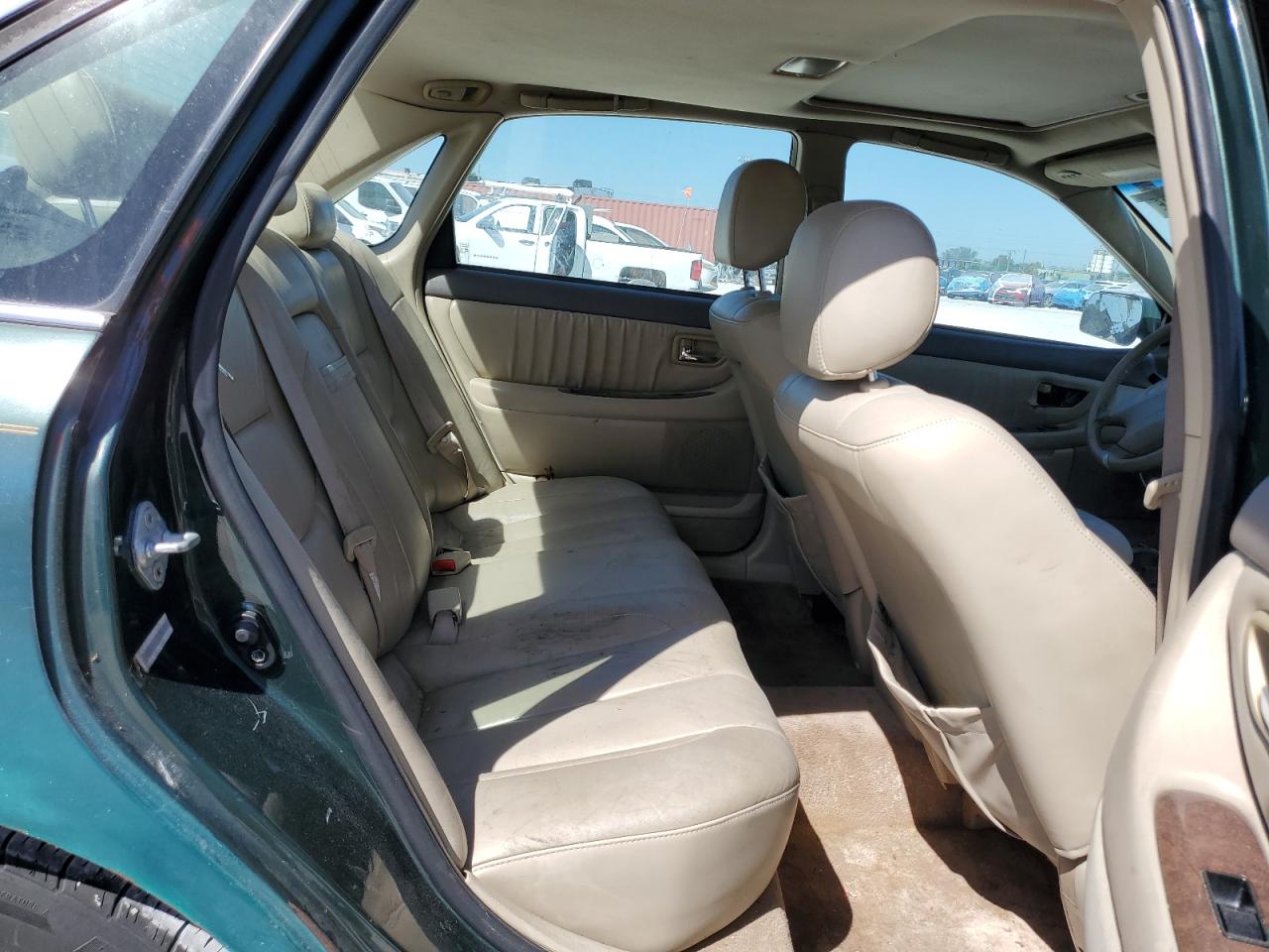 2001 Toyota Avalon VIN 4T1BF28B21U116895 Copart auction photo, front end damage thumbnail 10