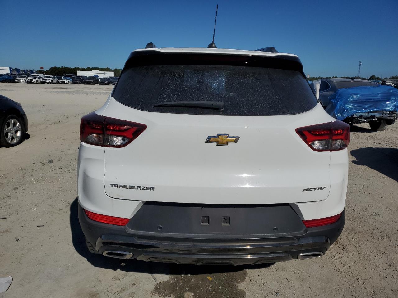 2022 Chevrolet TrailBlazer VIN KL79MVSLXNB070050 Copart auction photo, burn - engine damage thumbnail 6