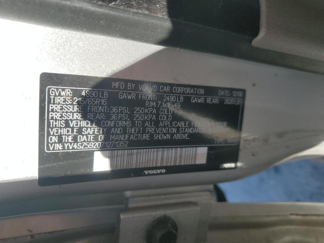 2007 Volvo XC70 VIN YV4SZ592071271352 Copart auction photo, rear end / minor dent/scratches damage thumbnail 13
