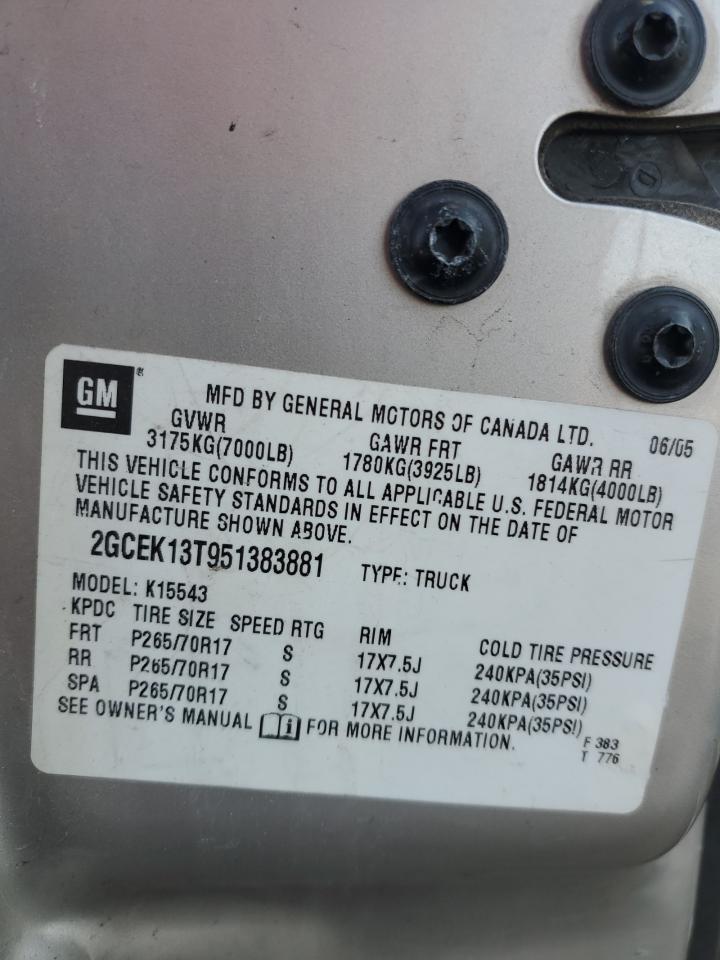 2005 Chevrolet Silverado VIN 2GCEK13T951383881 Copart auction photo, front end damage thumbnail 12