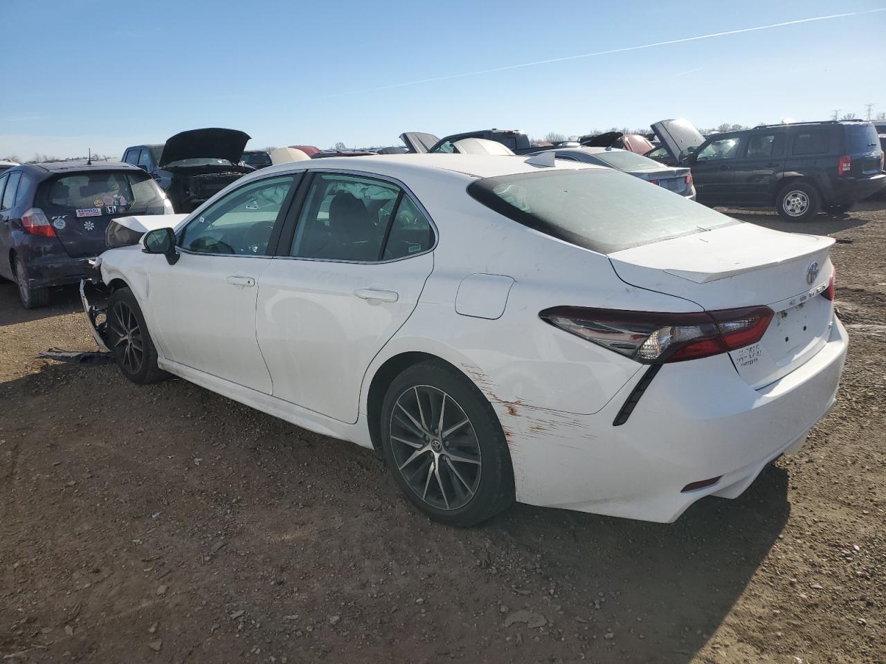 2022 Toyota Camry VIN 4T1G11AK7NU628361 Copart auction photo, front end / minor dent/scratches damage thumbnail 2
