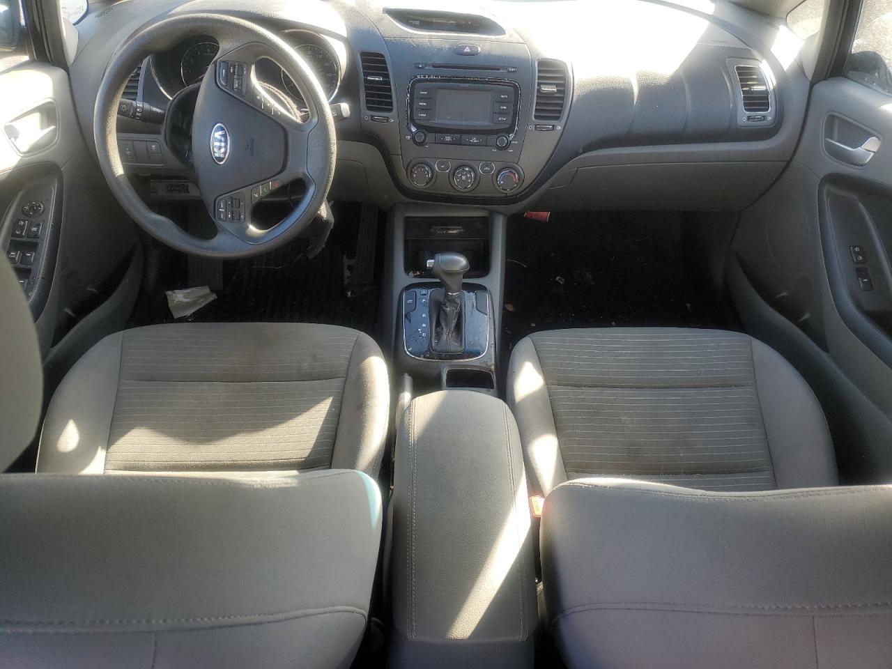 2017 KIA Forte VIN 3KPFL4A71HE088385 Copart auction photo, normal wear damage thumbnail 8