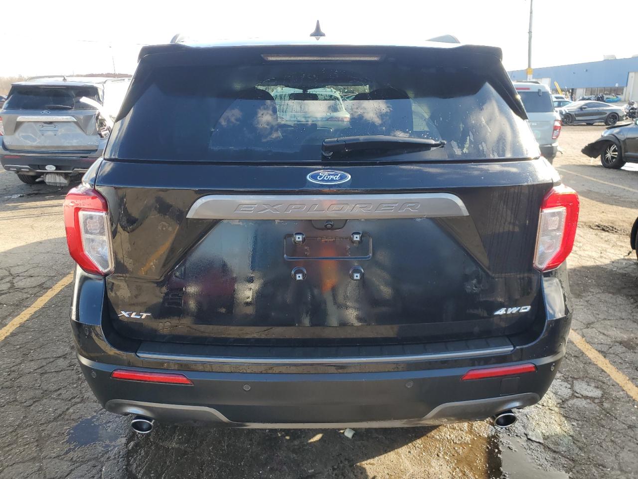 2023 Ford Explorer VIN 1FMSK8DH9PGC15827 Copart auction photo, side damage thumbnail 6