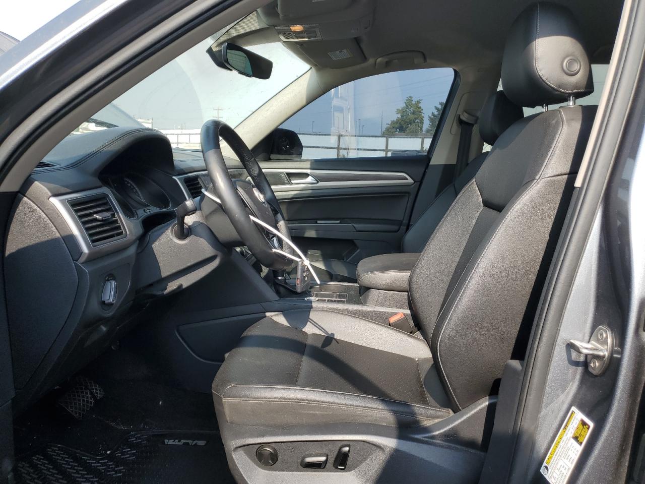 2019 Volkswagen Atlas VIN 1V2WR2CA0KC531862 Copart auction photo, all over damage thumbnail 7