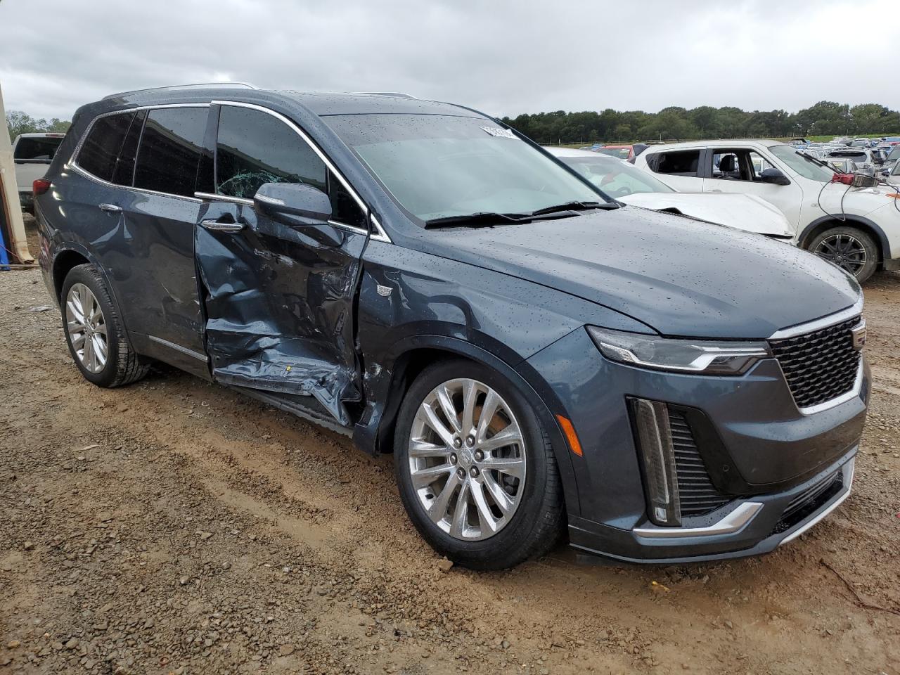 2020 Cadillac XT6 VIN 1GYKPCRS6LZ213362 Copart auction photo, side damage thumbnail 4