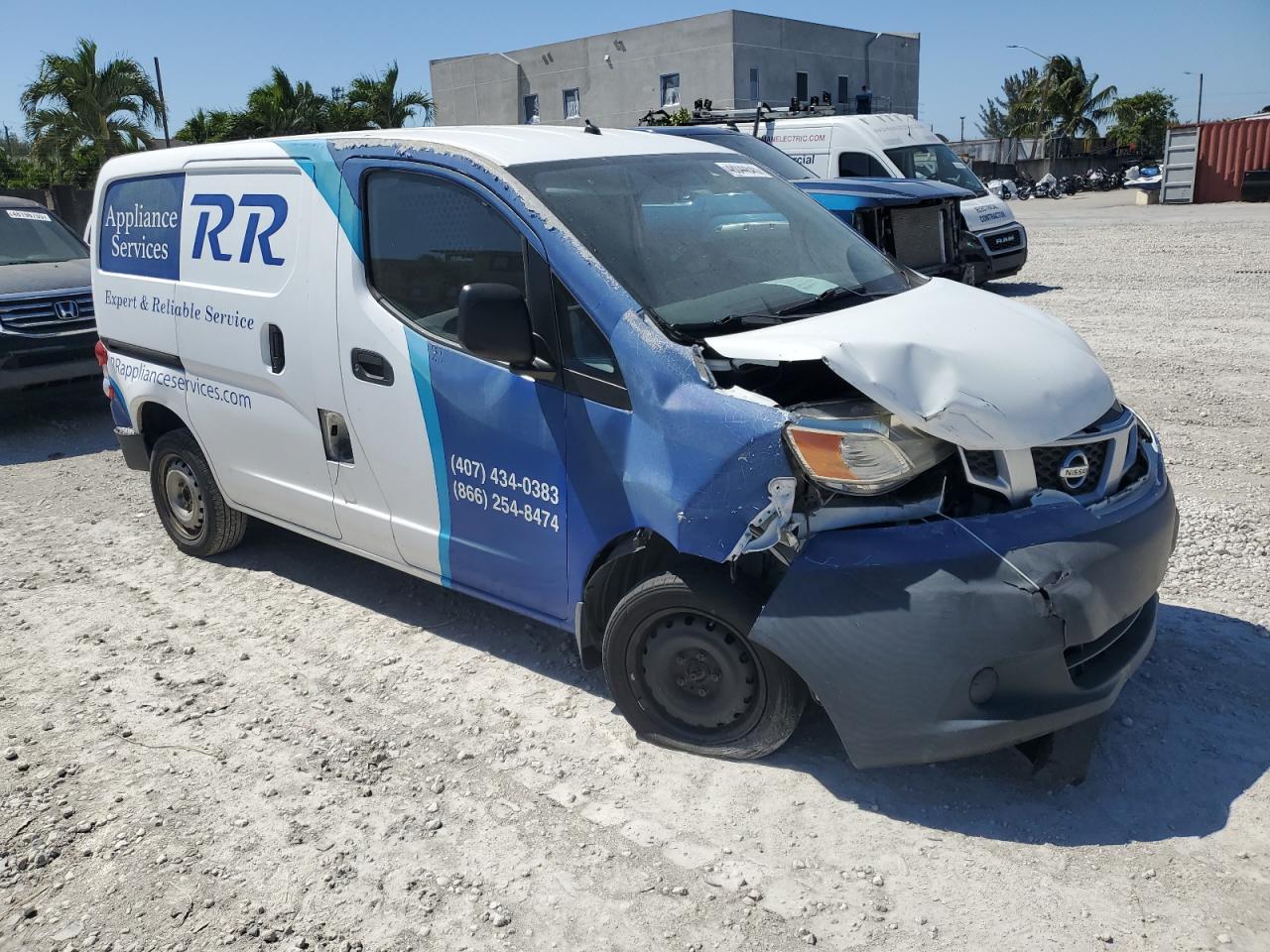 2017 Nissan NV VIN 3N6CM0KNXHK694871 Copart auction photo, front end / rear end damage thumbnail 4