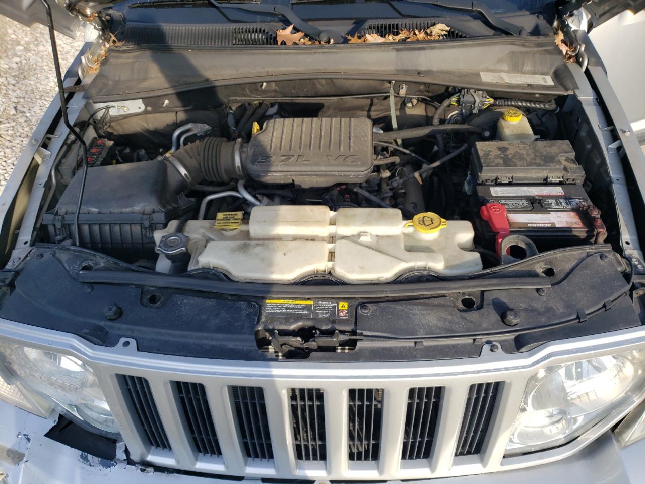 2008 Jeep Liberty (North America) VIN 1J8GN28K58W112957 Copart auction photo, front end damage thumbnail 12