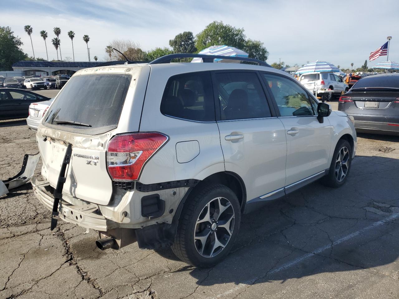 2015 Subaru Forester VIN JF2SJGUC3FH424271 Copart auction photo, rear end / minor dent/scratches damage thumbnail 3