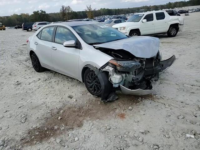 2018 Toyota Corolla VIN 2T1BURHE1JC071006 Copart auction photo, front end / rear end damage thumbnail 11