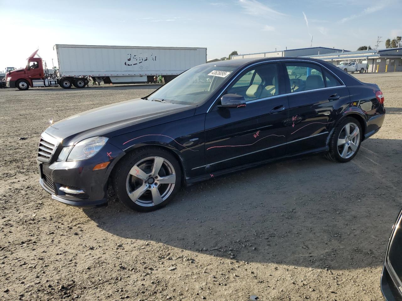2012 Mercedes-Benz E-klasse VIN WDDHF5KB8CA603604