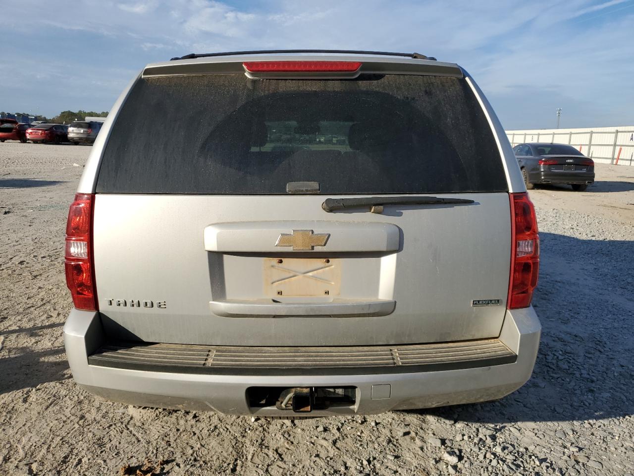 2011 Chevrolet Tahoe VIN 1GNSCAE05BR360689 Copart auction photo, top/roof / front end damage thumbnail 6