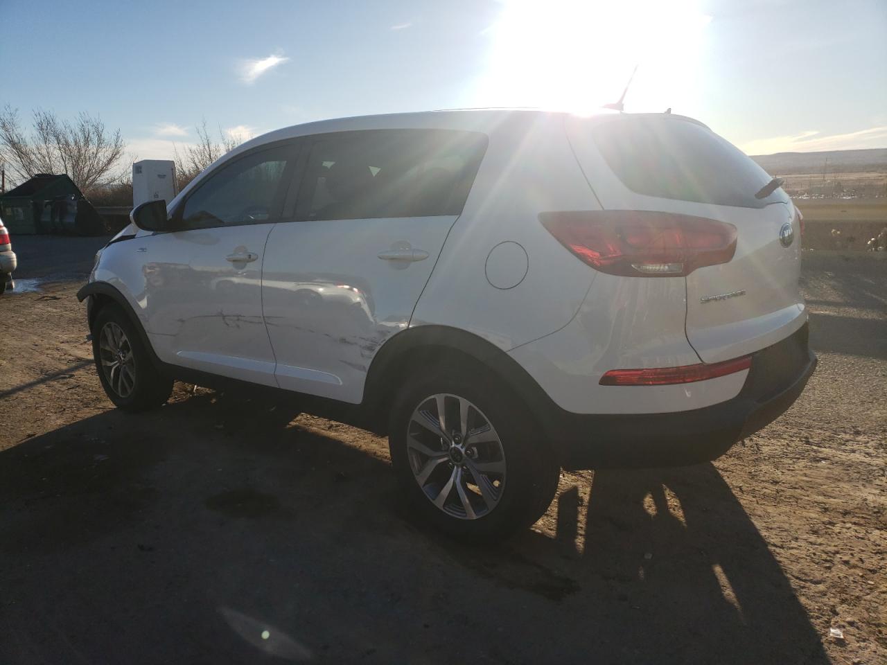 2015 KIA Sportage VIN KNDPBCAC6F7699265 Copart auction photo, side damage thumbnail 2