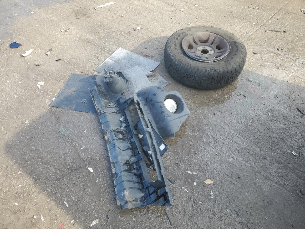 2011 Ford Ranger VIN 1FTKR4EE9BPA00339 Copart auction photo, front end damage thumbnail 12