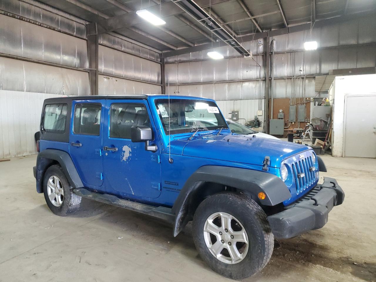 2015 Jeep Wrangler VIN 1C4BJWKG5FL679614 Copart auction photo, normal wear damage thumbnail 4