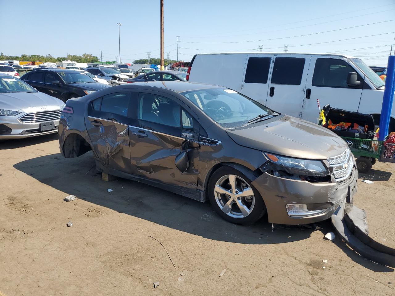 2015 Chevrolet Volt VIN 1G1RB6E48FU107811 Copart auction photo, side / front end damage thumbnail 4