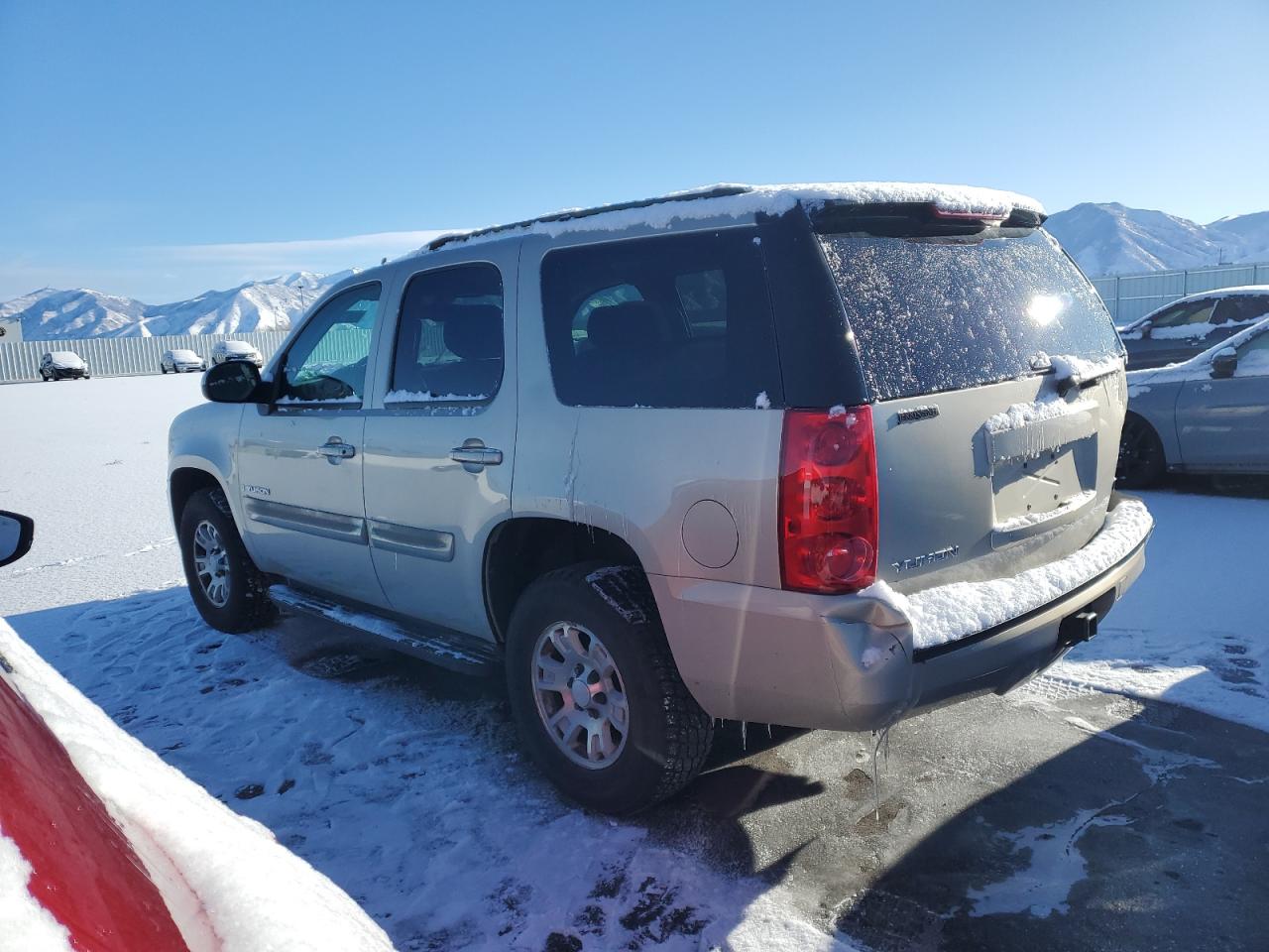 2007 GMC Yukon VIN 1GKFC13C27J297648 Copart auction photo, rear end damage thumbnail 2