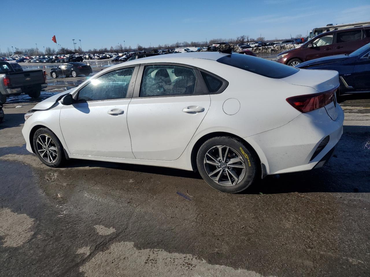 2023 KIA Forte VIN 3KPF24AD1PE637980 Copart auction photo, front end damage thumbnail 2