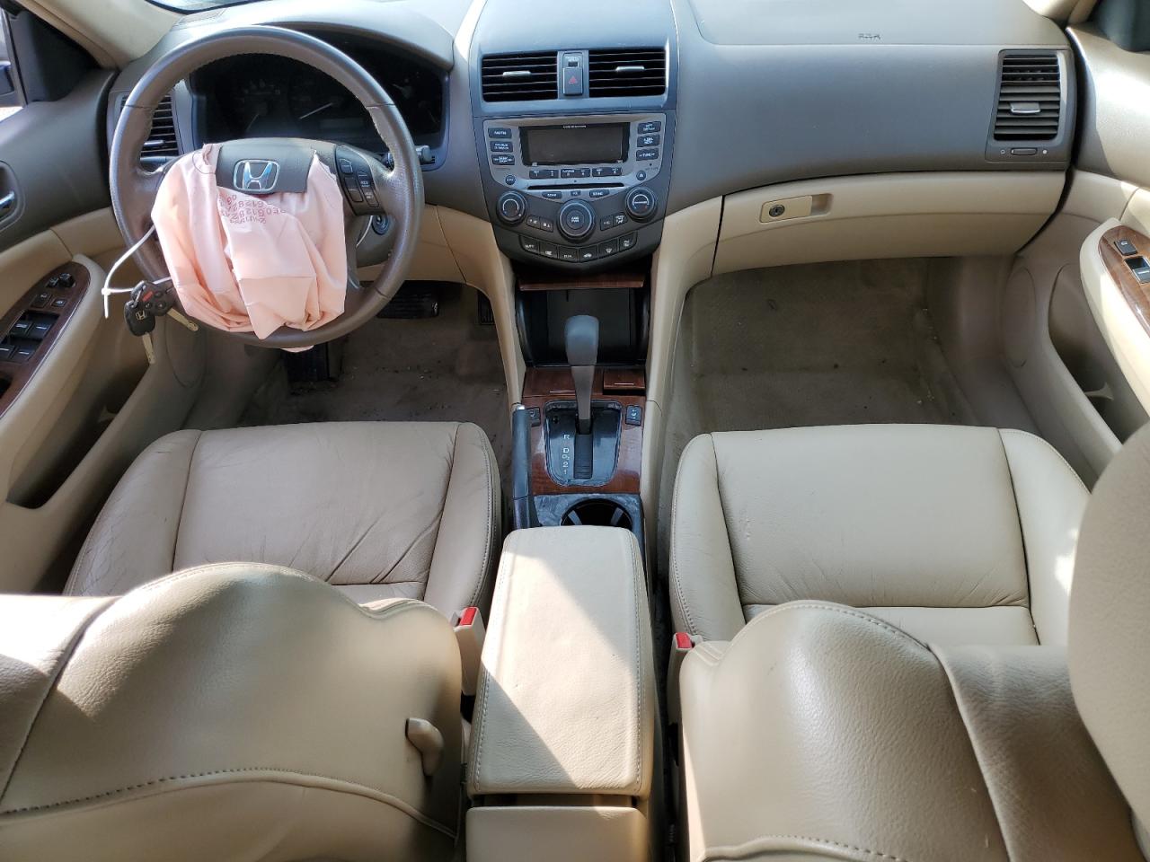 2006 Honda Accord VIN 1HGCM56886A176990 Copart auction photo, front end / minor dent/scratches damage thumbnail 8