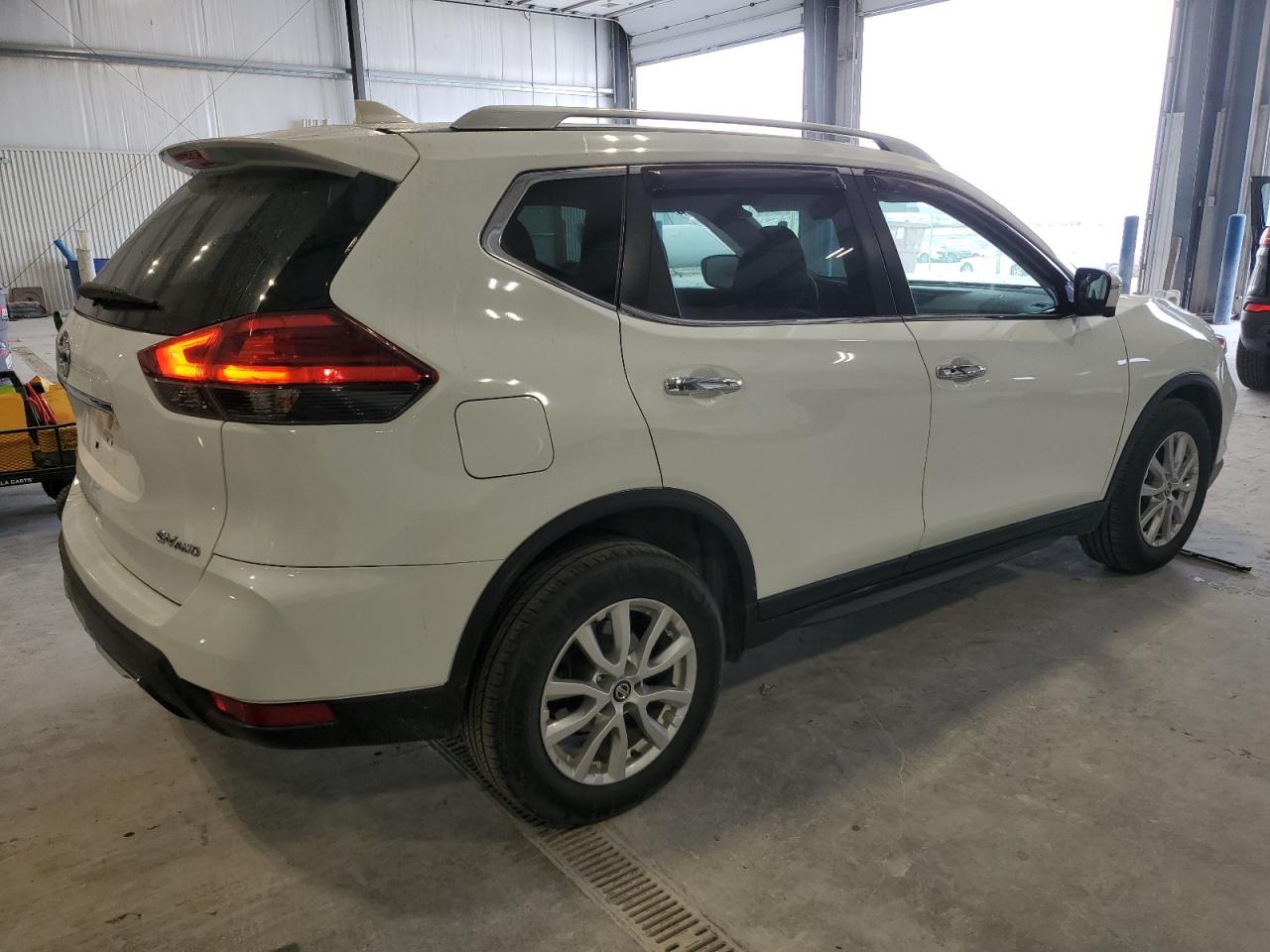 2017 Nissan Rogue VIN KNMAT2MV9HP591588 Copart auction photo, side damage thumbnail 3