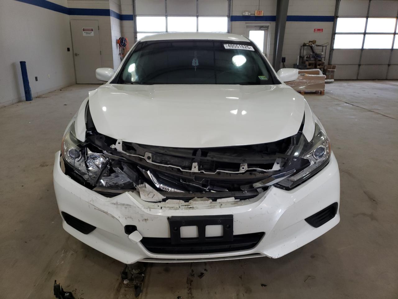 2017 Nissan Altima VIN 1N4AL3AP5HC164613 Copart auction photo, front end damage thumbnail 5