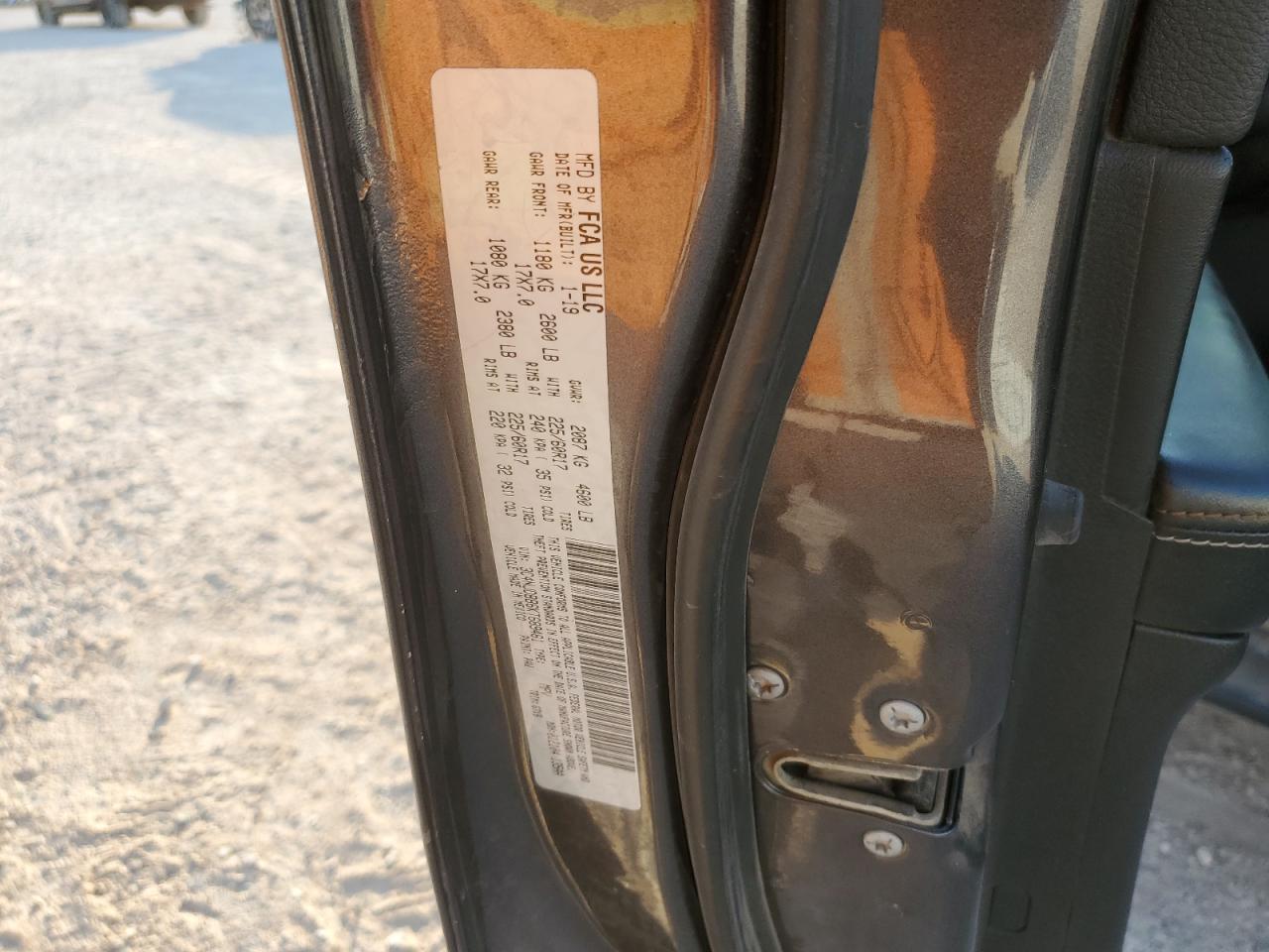 2019 Jeep Compass VIN 3C4NJDBB6KT689461 Copart auction photo, side / undercarriage damage thumbnail 15