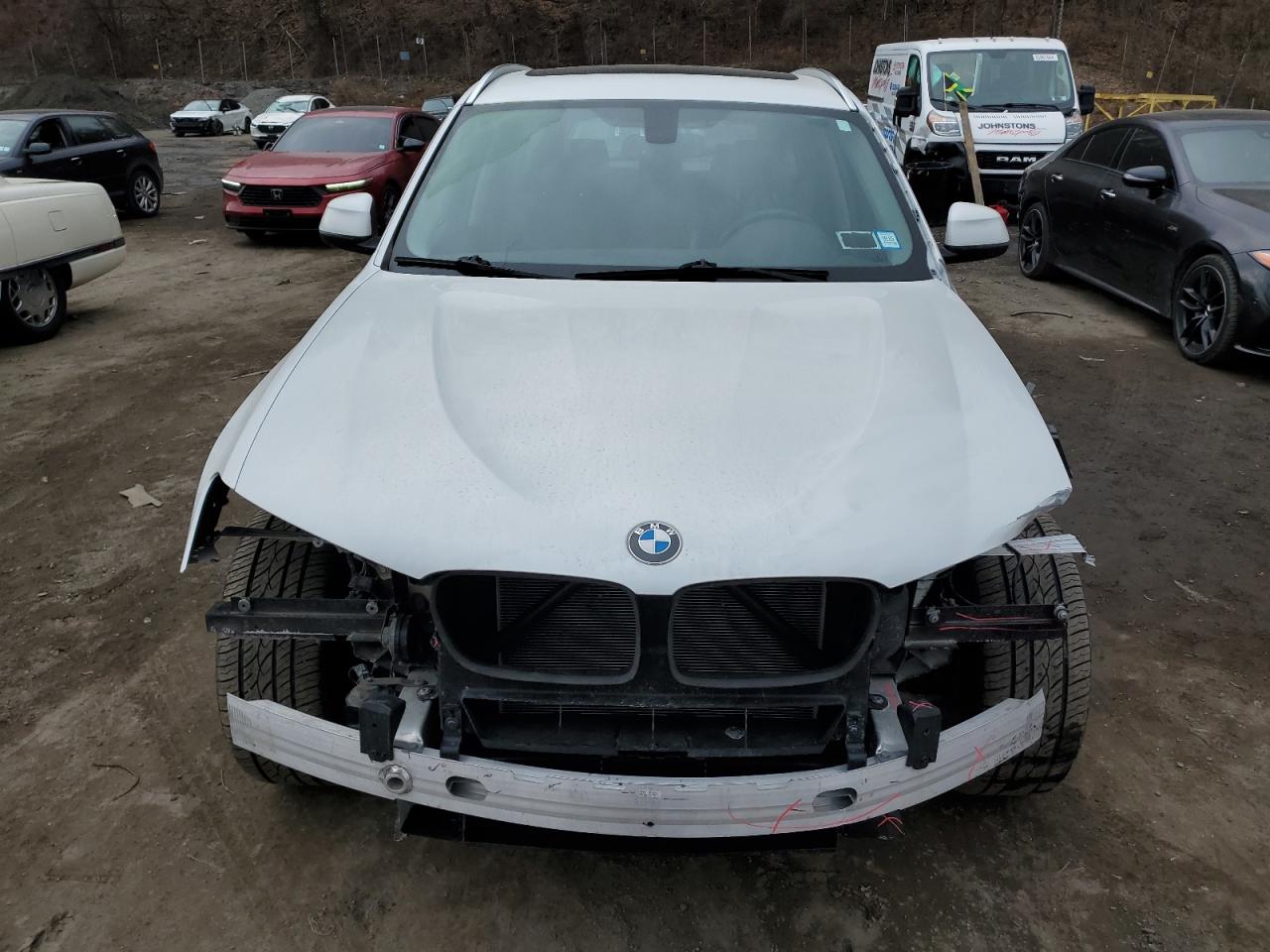 2017 BMW X3 VIN 5UXWX9C57H0T00601 Copart auction photo, front end / minor dent/scratches damage thumbnail 5
