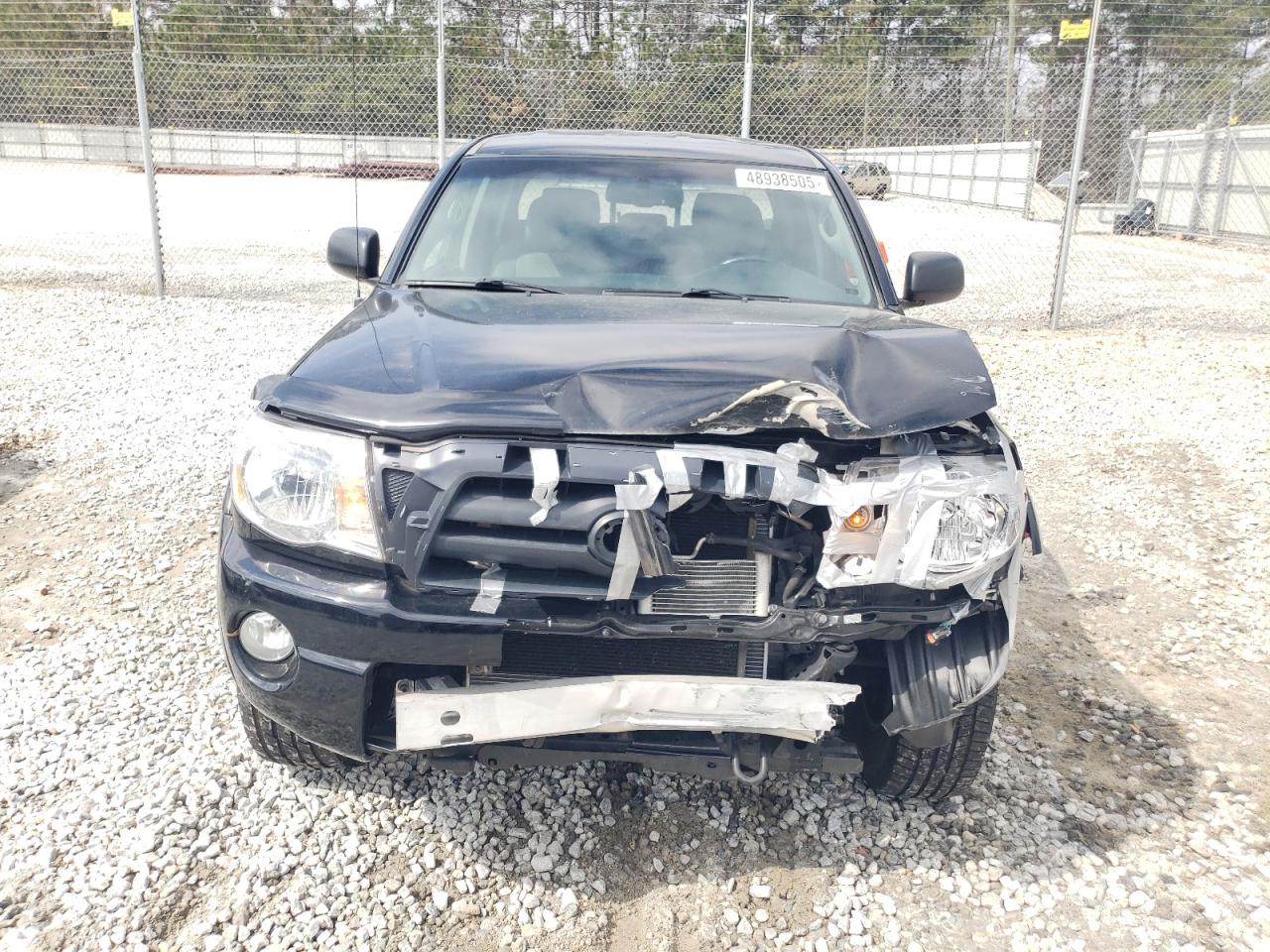 2011 Toyota Tacoma VIN 5TFJU4GN7BX010830 Copart auction photo, front end / minor dent/scratches damage thumbnail 5