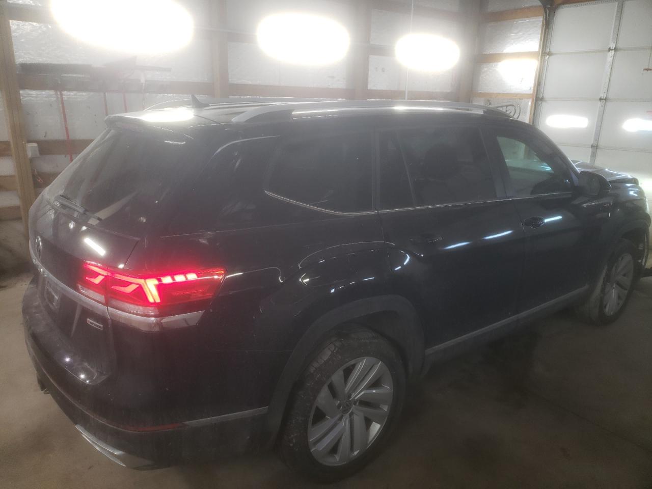 2021 Volkswagen Atlas VIN 1V2BR2CA3MC524325 Copart auction photo, front end damage thumbnail 3