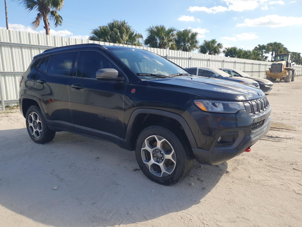 2022 Jeep Compass VIN 3C4NJDDB5NT169267 Copart auction photo, water/flood damage thumbnail 4