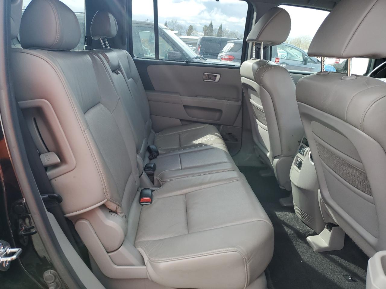 2010 Honda Pilot VIN 5FNYF4H80AB022540 Copart auction photo, side / front end damage thumbnail 11
